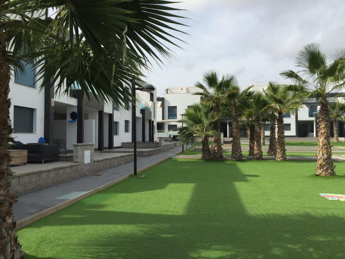 Apartment Oasisbeach La Zenia Orihuela Esterno foto